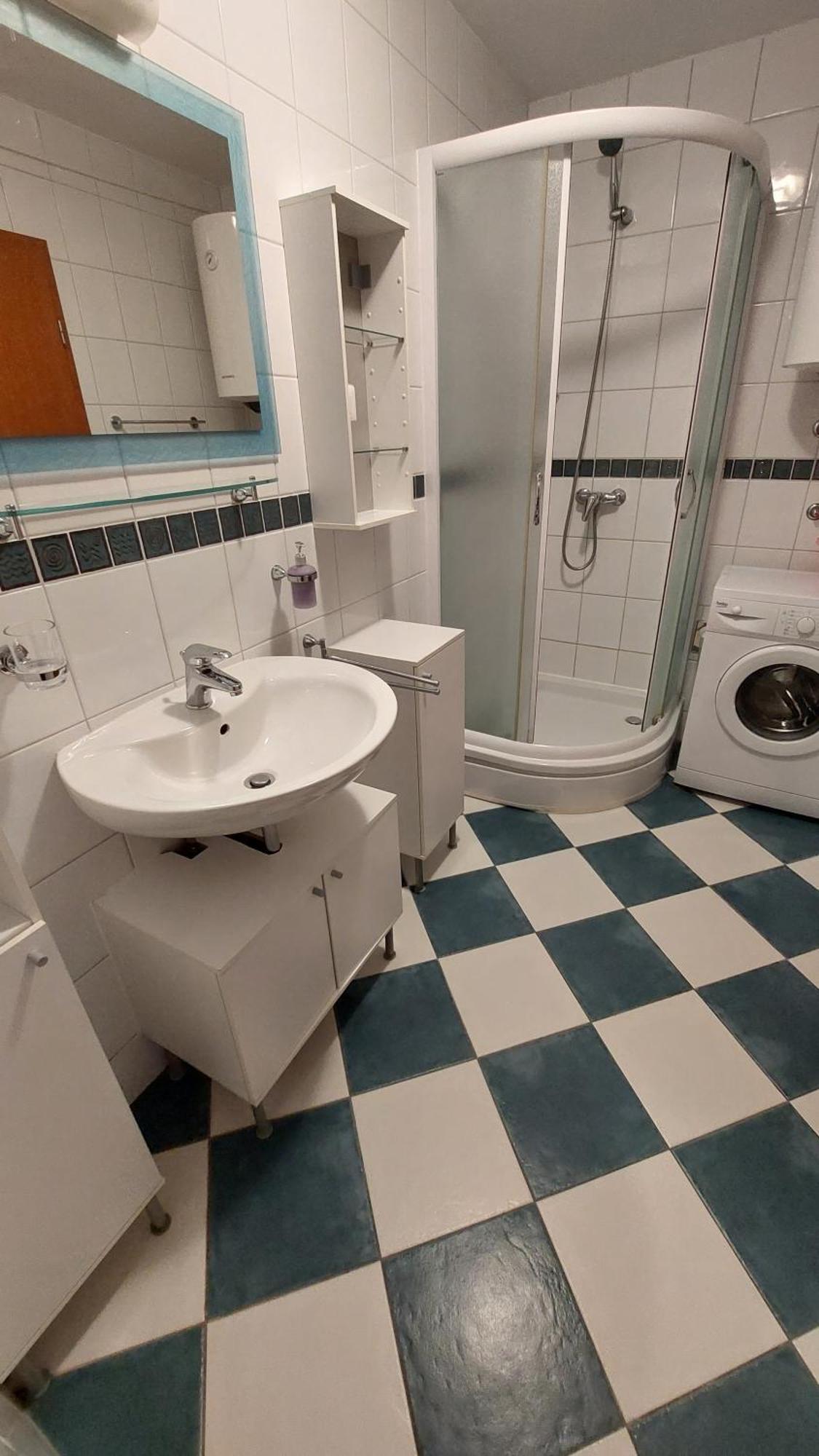 Haus Sonja Apartment Подгора Екстериор снимка