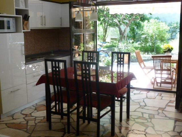 Haus Sonja Apartment Подгора Екстериор снимка
